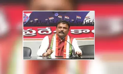 తొమ్మిదేళ్లలో కేటీఆర్ ఒక్కసారి కూడా రాలేదు: వీరయ్య