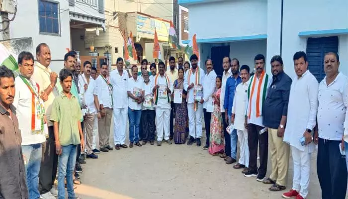 కాంగ్రెస్ పై ప్రజలల్లో సంపూర్ణ విశ్వాసం : చల్లా నరసింహారెడ్డి కాంగ్రెస్ పై ప్రజలల్లో సంపూర్ణ విశ్వాసం : చల్లా నరసింహారెడ్డి