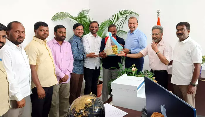 ఎంప్లాయ్ ఐడీలు ఇవ్వండి.. సీసీఎల్ఏను కోరిన ట్రెసా ఎంప్లాయ్ ఐడీలు ఇవ్వండి.. సీసీఎల్ఏను కోరిన ట్రెసా