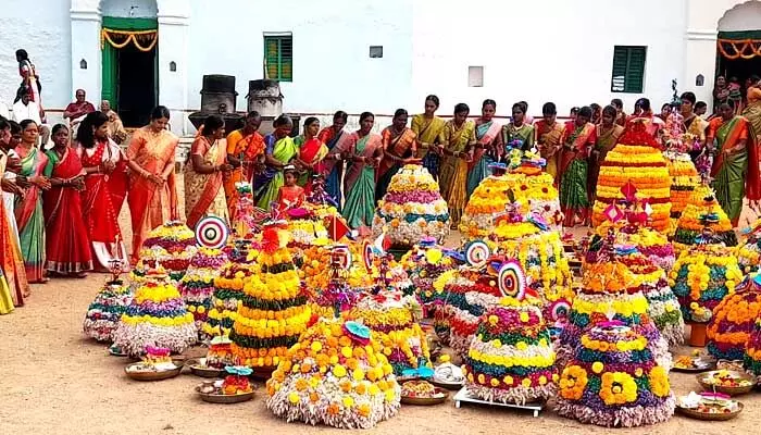 చల్లంగ చూడమ్మ చల్లంగ చూడమ్మ