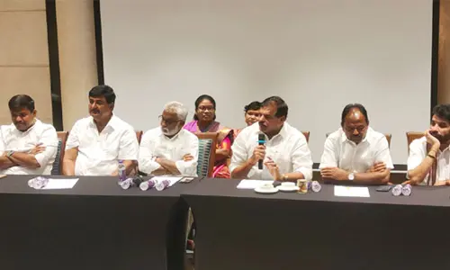 వైసీపీ బస్సుయాత్రకు సర్వం సిద్ధం.. ఏం చెప్పబోతుందంటే!