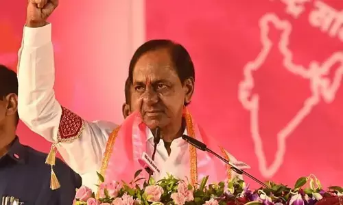 కేసుల్లో సీఎం కేసీఆర్ నెంబర్ వన్.. వెలుగులోకి సంచలన నివేదిక