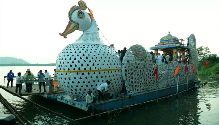 శ్రీ దుర్గామల్లేశ్వరస్వామివార్ల నదీవిహారం: నేడు కృష్ణానదిలో తెప్పోత్సవం శ్రీ దుర్గామల్లేశ్వరస్వామివార్ల నదీవిహారం: నేడు కృష్ణానదిలో తెప్పోత్సవం