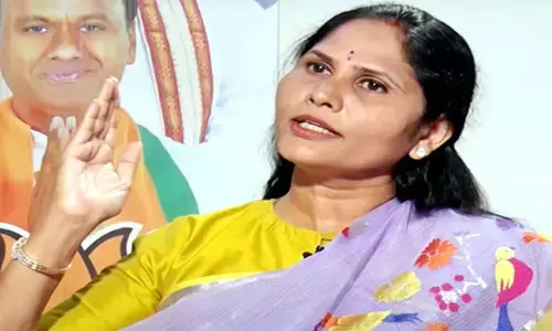మునుగోడు నుంచి  కోమటిరెడ్డి రాజగోపాల్ రెడ్డి భార్య పోటీ..? క్లారిటీ వచ్చేసింది