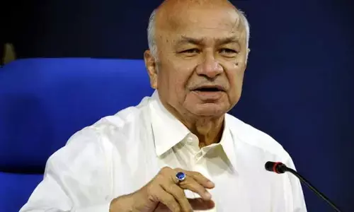 రాజకీయాలకు గుడ్‌బై చెప్పిన కాంగ్రెస్ సీనియర్ నేత సుశీల్ కుమార్ షిండె!