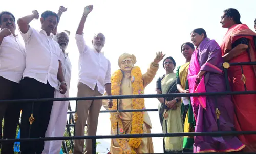 ఎంత కష్టమైనా సరే నిజాయతీని వీడొద్దని ఎన్టీఆర్ మాకు చెప్పేవారు: నారా భువనేశ్వరి