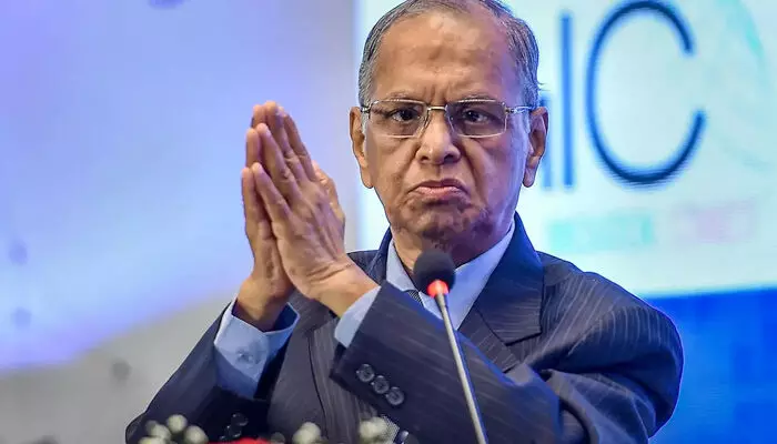 నారాయణ మూర్తి 70 గంటల వర్క్కల్చర్పై నెటిజన్ల ఆగ్రహాం! నారాయణ మూర్తి 70 గంటల వర్క్కల్చర్పై నెటిజన్ల ఆగ్రహాం!