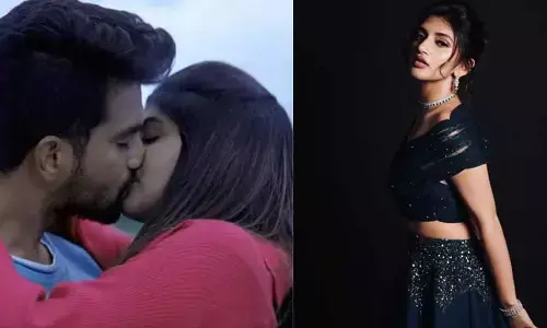 శ్రీలీల ఫస్ట్ కిస్ గోల.. ఆల్రెడీ ఆ యంగ్ హీరోకు పెట్టేసిందిగా.. వీడియో వైరల్