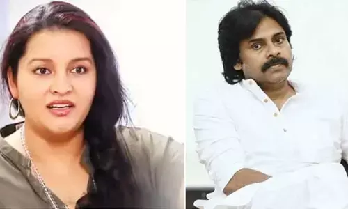 ఈ బడా దర్శకుడి సపోర్ట్ చూసుకుని అవసరానికో మాట మారుస్తున్న రేణు దేశాయ్!