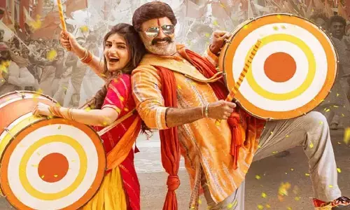 బాలయ్య ‘భగంత్ కేసరి’ సక్సెస్ చూసి ఓర్చుకోలేకపోతున్న టాలీవుడ్ స్టార్ హీరో