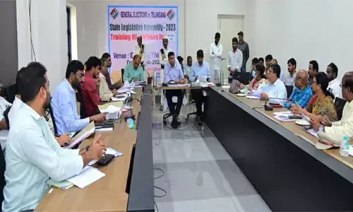 ఎన్నికల నోడల్ అధికారులు పూర్తి అవగాహనతో విధులు నిర్వర్తించాలి - జిల్లా ఎన్నికల అధికారి