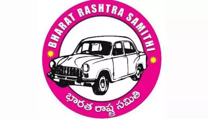 పల్లెల్లో ఎన్నికల సందడి.. BRSకు షాక్ ఇచ్చేలా సర్పంచ్ల స్కెచ్! పల్లెల్లో ఎన్నికల సందడి.. BRSకు షాక్ ఇచ్చేలా సర్పంచ్ల స్కెచ్!
