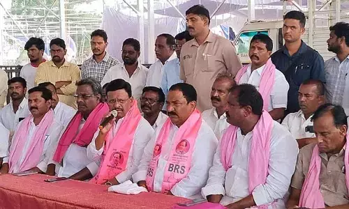 డబ్బు సంచులతో రాజకీయం చేస్తున్నారు.. ఎమ్మెల్సీ తాతా మధు సంచలన వ్యాఖ్యలు