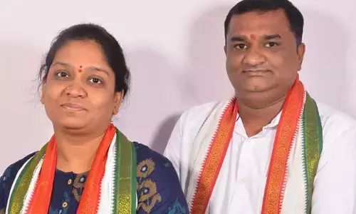 కాంగ్రెస్ పార్టీకి రాజీనామా చేసిన క్రాంతి కుమార్ దంపతులు