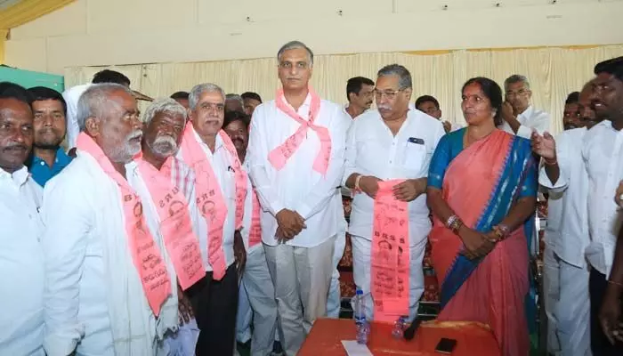 తెలంగాణ దేశానికే ఆదర్శం.. మంత్రి హరీష్ రావు తెలంగాణ దేశానికే ఆదర్శం.. మంత్రి హరీష్ రావు