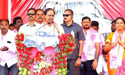 ప్రజల చేతుల్లోని వజ్రాయుధం... ఓటు