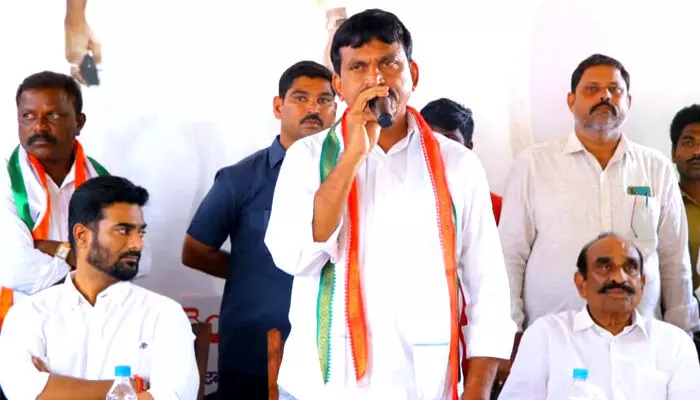 ఖమ్మంలో 10/10 సీట్లు కాంగ్రెస్ వే.. ఖమ్మంలో 10/10 సీట్లు కాంగ్రెస్ వే..