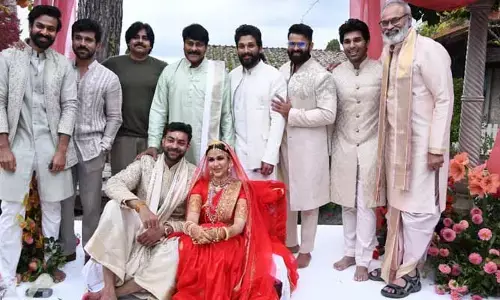 ఒకే ఫ్రేమ్‌లో మెగా హీరోలు ఫొటో వైరల్.. పవన్ లుక్స్‌కు ఫిదా అవుతున్న ఫ్యాన్స్