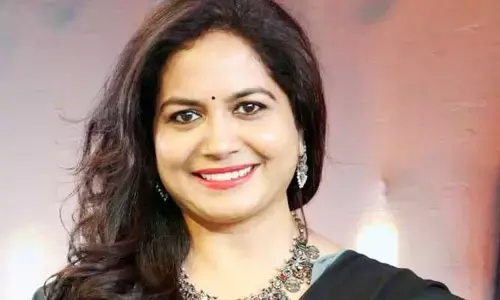 ప్రెగ్నెన్సీ వార్తలపై స్పందించిన సింగర్ సునీత.. షాక్‌లో ఫ్యాన్స్?