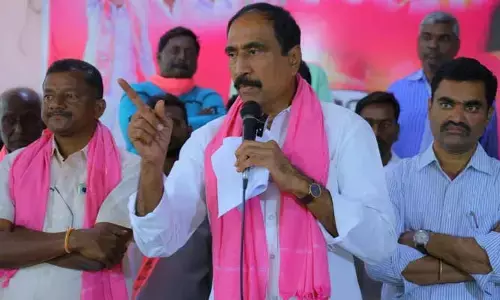 కాంగ్రెస్ గ్యారెంటీ లేని పార్టీ : సంజయ్ కుమార్