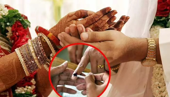 పెళ్లి చేస్తేనే ఎన్నికల విధులకు వస్తా.. కలెక్టర్కు చెప్పేసిన టీచర్ పెళ్లి చేస్తేనే ఎన్నికల విధులకు వస్తా.. కలెక్టర్కు చెప్పేసిన టీచర్