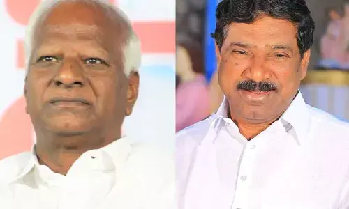 కడియం శ్రీహరికి మద్దతుగా ప్రచారంలో రాజయ్య అదిరిపోయే స్టెప్పులు (వీడియో)