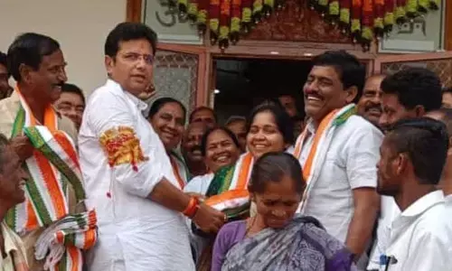 కాంగ్రెస్ తోనే ప్రజాసంక్షేమం.. శ్రీపాద ట్రస్ట్ చైర్మన్ శ్రీను బాబు
