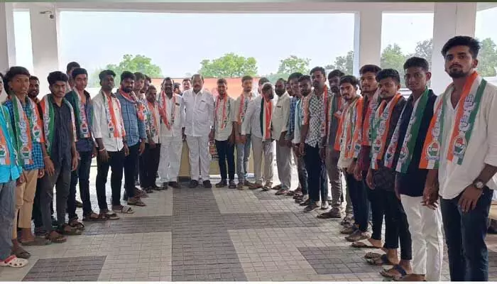 తెలంగాణ ప్రజల ఆకాంక్షను నెరవేర్చింది కాంగ్రెస్ తెలంగాణ ప్రజల ఆకాంక్షను నెరవేర్చింది కాంగ్రెస్