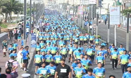 విశాఖలో ‘నేవీ మారథాన్’..భారీగా పాల్గొన్న యువత