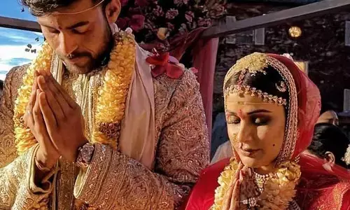 పెళ్లిలో లావణ్య త్రిపాఠి మేకప్.. ఆమెకు నచ్చినట్లుగా వేసుకోలేదా? లిప్ స్టిక్ విషయంలో గొడవ?