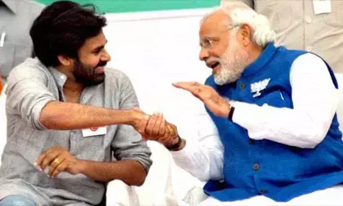 ఒకే వేదికపై ప్రధాని నరేంద్రమోడీ, పవన్ కల్యాణ్