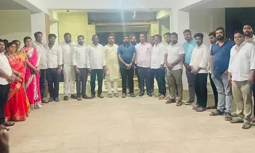 కాంగ్రెస్ పార్టీలో గ్రూప్ తగాదాలు.. శేరిలింగంపల్లిలో రెండుగా చీలిన నేతలు