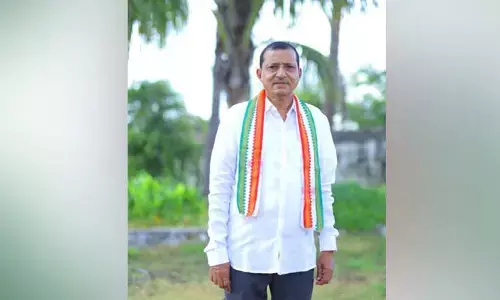 సిరిసిల్ల కాంగ్రెస్ టికెట్‌పై వీడిన ఉత్కంఠ.. పార్టీ వీడనున్న కీలక నేత
