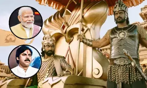 ప్రధాని మోడీ సభలో బాహుబలి-2 ఇంటర్వెల్ సీన్ రిపీట్ (వీడియో)
