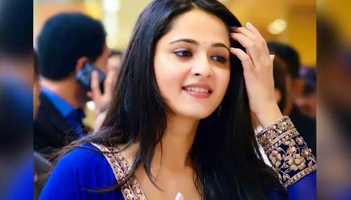 అనుష్క లైఫ్లో ఇన్ని ఎఫైర్స్ ఉన్నాయా? ఆ హీరోలతో ఉన్న బంధం ఇలాంటిదా? క్లారిటీ? అనుష్క లైఫ్లో ఇన్ని ఎఫైర్స్ ఉన్నాయా? ఆ హీరోలతో ఉన్న బంధం ఇలాంటిదా? క్లారిటీ?