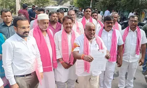 మరోసారి కారు గుర్తుకు ఓటు వేయాలి.. ఎమ్మెల్యే జోగు రామన్న