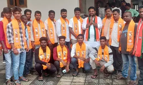 బీజేపీలో భారీగా చేరిన యువత