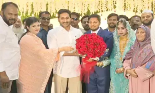 సొంత ఇలాఖాకు సీఎం జగన్: రెండు రోజుల మకాం అక్కడే