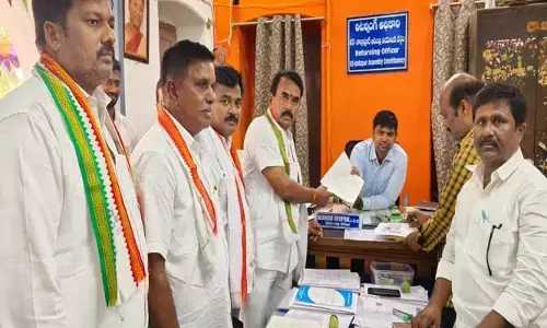 ఎమ్మెల్యే బీరం గ్రామాలకు వెళ్ళాలంటే ఎందుకు భయపడుతున్నావ్ : మాజీ మంత్రి జూపల్లి