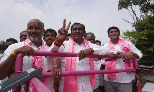 అధికారం కోసం ఆరాటపడే బీజేపీ, కాంగ్రెస్ లను నమ్మొద్దు : అంజయ్య యాదవ్