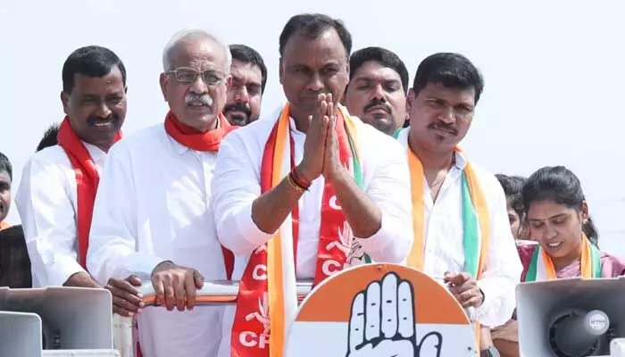 మునుగోడు నా అడ్డా : కోమటి రెడ్డి మునుగోడు నా అడ్డా : కోమటి రెడ్డి
