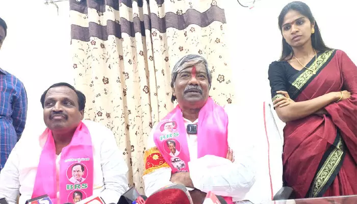 సికింద్రాబాద్ లో కాంగ్రెస్ సగం ఖాళీ సికింద్రాబాద్ లో కాంగ్రెస్ సగం ఖాళీ