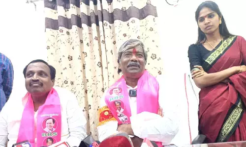 సికింద్రాబాద్ లో  కాంగ్రెస్ సగం ఖాళీ