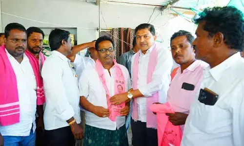 సంక్షేమ అభివృద్ధి చూసే బీఆర్ఎస్‌లో చేరికలు