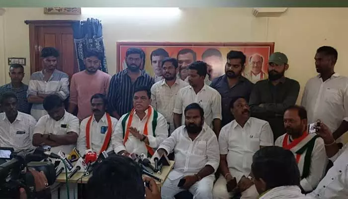 ఏడు నియోజకవర్గాల్లో కాంగ్రెస్ పార్టీ గెలుస్తుంది.. కేంద్ర మాజీ మంత్రి ఏడు నియోజకవర్గాల్లో కాంగ్రెస్ పార్టీ గెలుస్తుంది.. కేంద్ర మాజీ మంత్రి