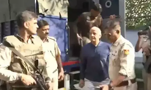 ఢిల్లీ లిక్కర్‌ కేసు: జైలు నుంచి బయటకొచ్చిన మనీష్ సిసోడియా