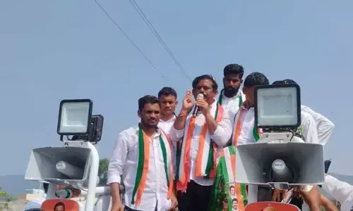 ఏడాదిలో 2 లక్షల ఉద్యోగాలు భర్తీ చేస్తాం : డాక్టర్ మురళి నాయక్