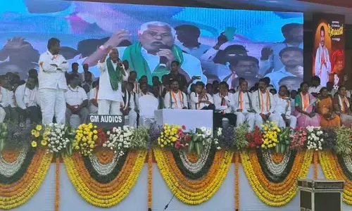దారులన్నీ ధర్మపురి వైపే