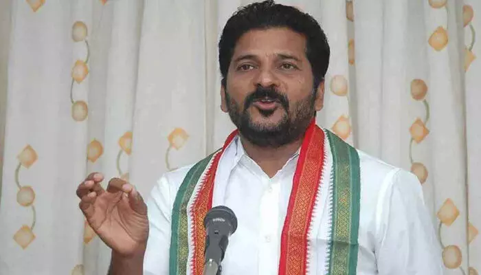 గువ్వల బాలరాజే కనిపించిన వారిపై దాడి చేశారు: Revanth Reddy గువ్వల బాలరాజే కనిపించిన వారిపై దాడి చేశారు: Revanth Reddy
