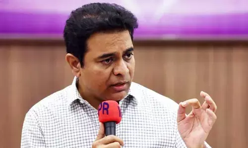 KTR సంచలన వ్యాఖ్యలు.. అప్రమత్తంగా ఉండాలని రాష్ట్ర ప్రజలకు పిలుపు
